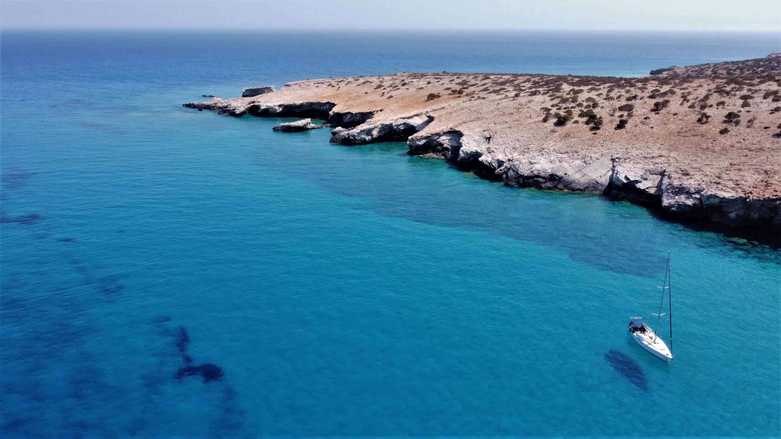 Relaxation and privacy in the hidden gems of Crete